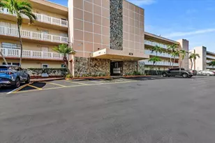 424 SE 10th St, Dania Beach, FL 33004 - Photo 37