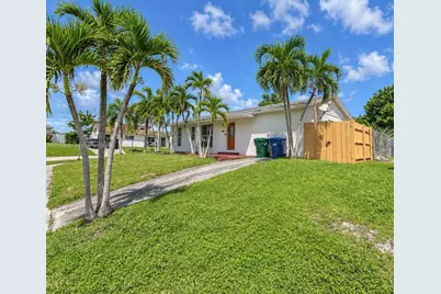 26153 SW 123rd Pl, Homestead, FL 33032 - Photo 3
