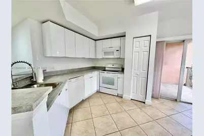 507 Belmont Ln #507, North Lauderdale, FL 33068 - Photo 5