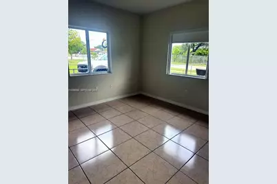 2472 NW 65th St, Miami, FL 33147 - Photo 3