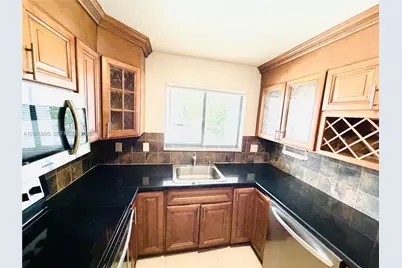 581 N University Dr #36, Plantation, FL 33324 - Photo 5