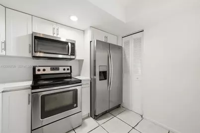[Address not provided], Lauderdale Lakes, FL 33313 - Photo 15