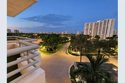 3300 NE 191st St #608, Aventura, FL 33180 - Photo 1