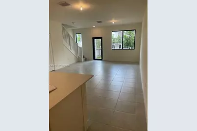 8286 NW 43 St #8286, Doral, FL 33166 - Photo 5