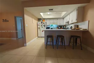 40 Pleasant Hill Ln, Tamarac, FL 33319 - Photo 9