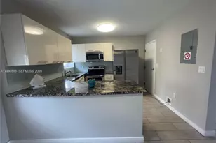 625 77th St, Miami Beach, FL 33141 - Photo 5