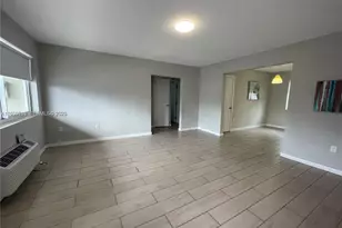 625 77th St, Miami Beach, FL 33141 - Photo 9
