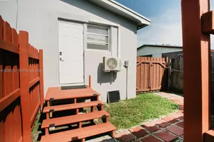 500 East Dr, North Miami Beach, FL 33162 - Photo 7