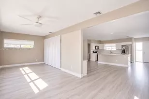500 East Dr, North Miami Beach, FL 33162 - Photo 43