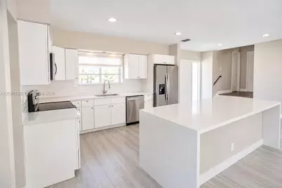 500 East Dr, North Miami Beach, FL 33162 - Photo 35