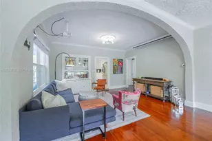 229 SW 19th Rd, Miami, FL 33129 - Photo 5