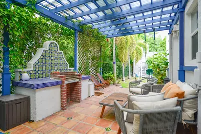 229 SW 19th Rd #., Miami, FL 33129 - Photo 37