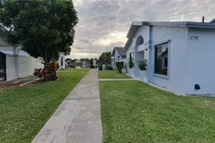 6702 SW 152nd Pl, Miami, FL 33193 - Photo 35