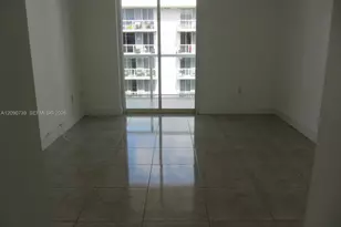 5077 NW 7th St, Miami, FL 33126 - Photo 5