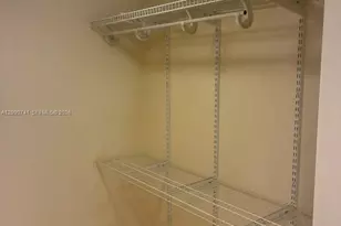 3101 N Country Club Dr, Aventura, FL 33180 - Photo 15