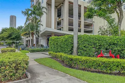 10 SW South River Dr #1703, Miami, FL 33130 - Photo 25