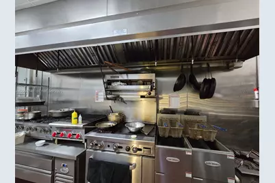 Turnkey Restaurant For Sale in Hialeah Fully Equip, Hialeah, FL 33012 - Photo 1