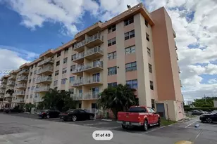 16465 NE 22nd Ave, North Miami Beach, FL 33160 - Photo 11