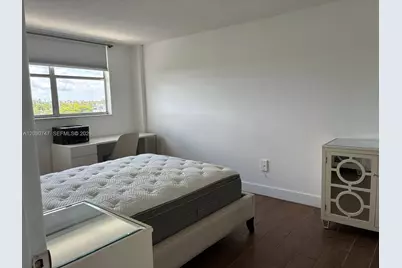 16465 NE 22nd Ave #614, North Miami Beach, FL 33160 - Photo 5