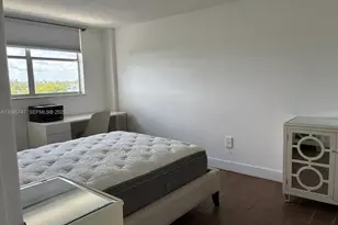 16465 NE 22nd Ave, North Miami Beach, FL 33160 - Photo 5