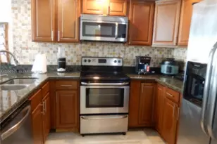 [Address not provided], Miami Beach, FL 33141 - Photo 21