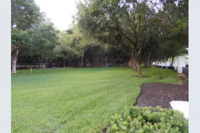[Address not provided], Miami Beach, FL 33141 - Photo 25