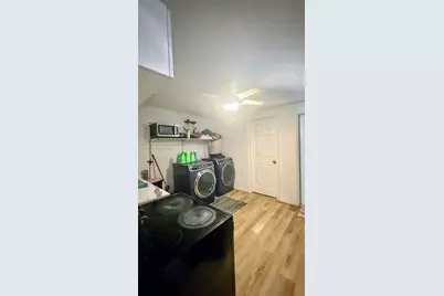 1560 NW 124th St, North Miami, FL 33167 - Photo 17