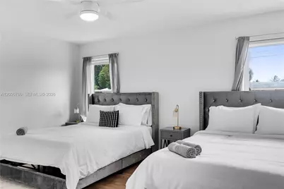 617 NW 30th Ct, Wilton Manors, FL 33311 - Photo 13