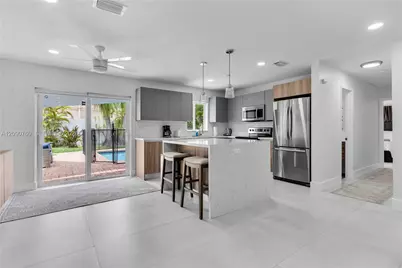 617 NW 30th Ct, Wilton Manors, FL 33311 - Photo 5