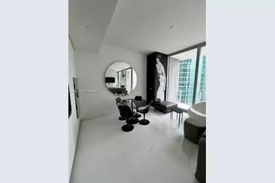 300 Biscayne Boulevard Way #3308W, Miami, FL 33131 - Photo 3