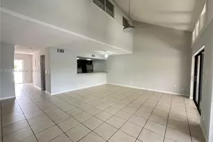 6848 SW 37th St, Miramar, FL 33023 - Photo 7