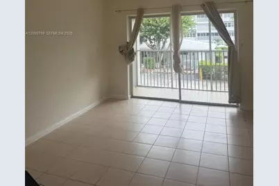 330 SE 2nd St #202E, Hallandale Beach, FL 33009 - Photo 15