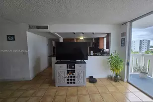 [Address not provided], Miami Beach, FL 33141 - Photo 33