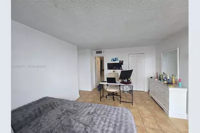 [Address not provided], Miami Beach, FL 33141 - Photo 45