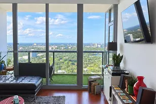 601 NE 36th St, Miami, FL 33137 - Photo 11