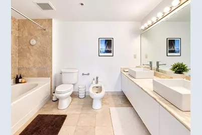601 NE 36th St #3105, Miami, FL 33137 - Photo 31