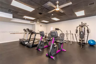 505 Briarwood Cir #2-59, Hollywood, FL 33024 - Photo 13