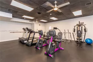 505 Briarwood Cir, Hollywood, FL 33024 - Photo 35