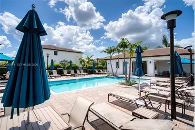 15981 SW 2nd Pl, Pembroke Pines, FL 33027 - Photo 35