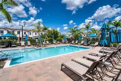 15981 SW 2nd Pl, Pembroke Pines, FL 33027 - Photo 3