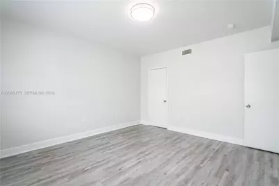 1007 Bay Dr #203, Miami Beach, FL 33141 - Photo 13