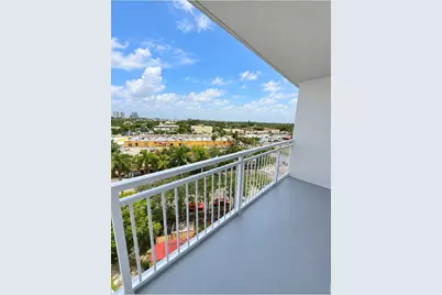 2025 NE 164th St #819, North Miami Beach, FL 33162 - Photo 7