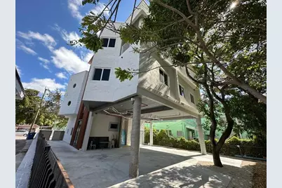 320 SW 13th Ave #302, Miami, FL 33135 - Photo 3
