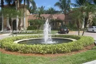8020 N Nob Hill Rd, Tamarac, FL 33321 - Photo 1