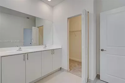 23250 SW 131st Ct, Homestead, FL 33170 - Photo 11