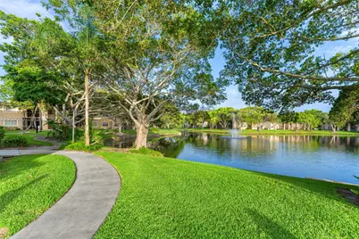 680 Cypress Club Way #G10, Deerfield Beach, FL 33064 - Photo 19