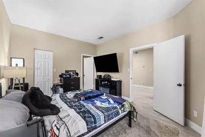 680 Cypress Club Way #G10, Deerfield Beach, FL 33064 - Photo 11