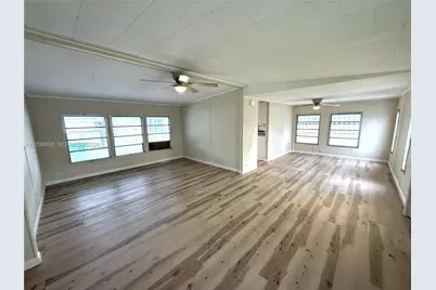 1666 SW 85th Ave, Davie, FL 33324 - Photo 9