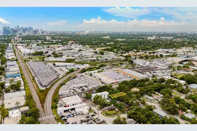 7521 NE 3rd Ct, Miami, FL 33138 - Photo 1