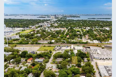 7521 NE 3rd Ct, Miami, FL 33138 - Photo 15